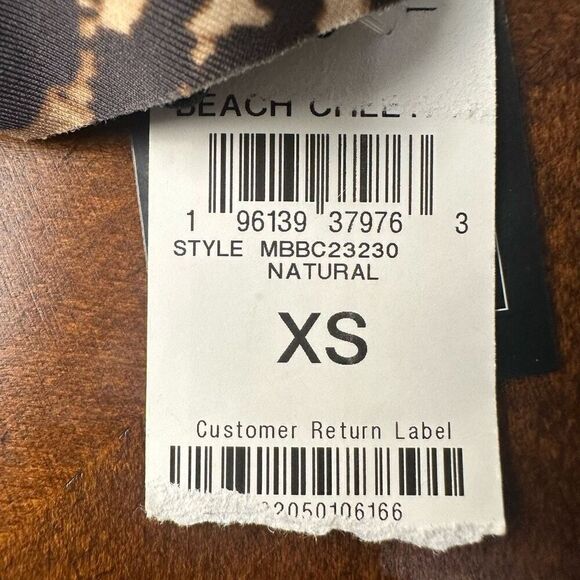 Bar III NWT size XS cheetah print cut out one piece swimsuit ruched bottom - Picture 6 of 12